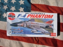 images/productimages/small/F-4 phantom Airfix oud.nieuw 1;72.jpg